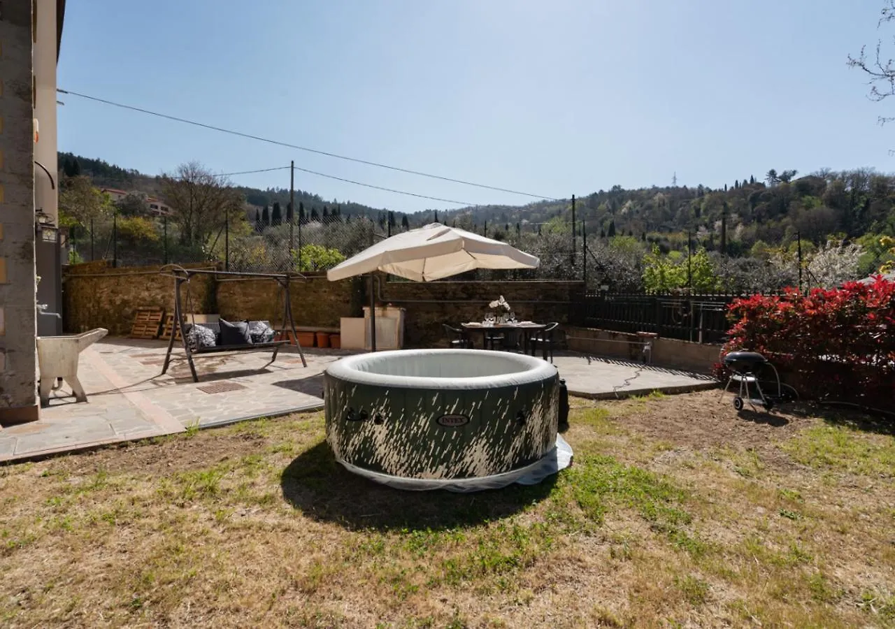 30 Min From Florence Jacuzzi, Wi-Fi & Parking Scopeti 0*,  Italy