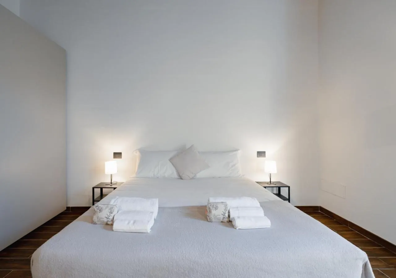 30 Min From Florence Jacuzzi, Wi-Fi & Parking Scopeti 0*,  Italy